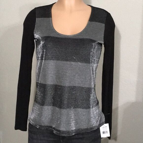 Three Dots metallic top. Perfect holiday top.NWOT - Picture 2 of 8
